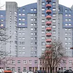 Family Airport Stop By Vaya Apartment Warschau