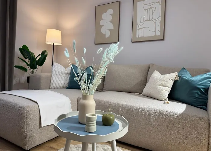 Family Airport Stop By Vaya Apartmán *