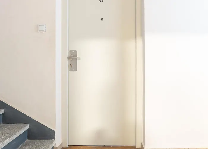 Lägenhet Family Airport Stop By Vaya