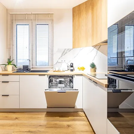 Apartment Family Airport Stop By Vaya